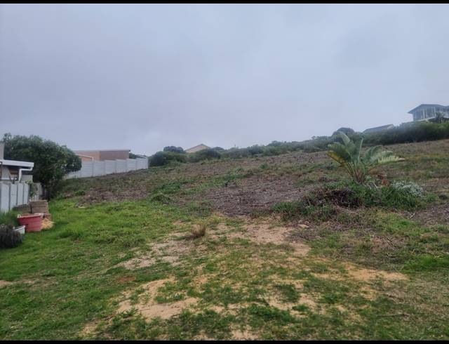 1,020M² VACANT LAND FOR SALE IN DANA BAY